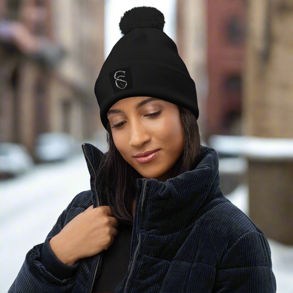 Saint Clarté: Pom Pom Beanie (Unisex)