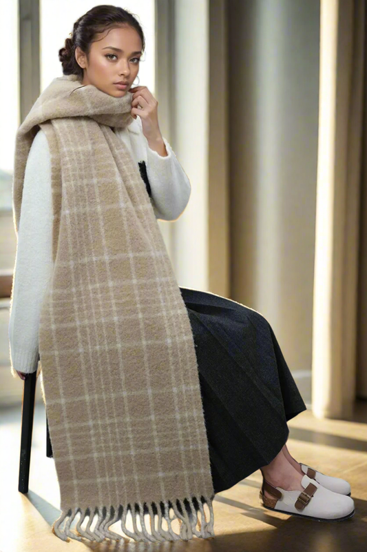 Saint Clarté: Crème Warmth Scarf