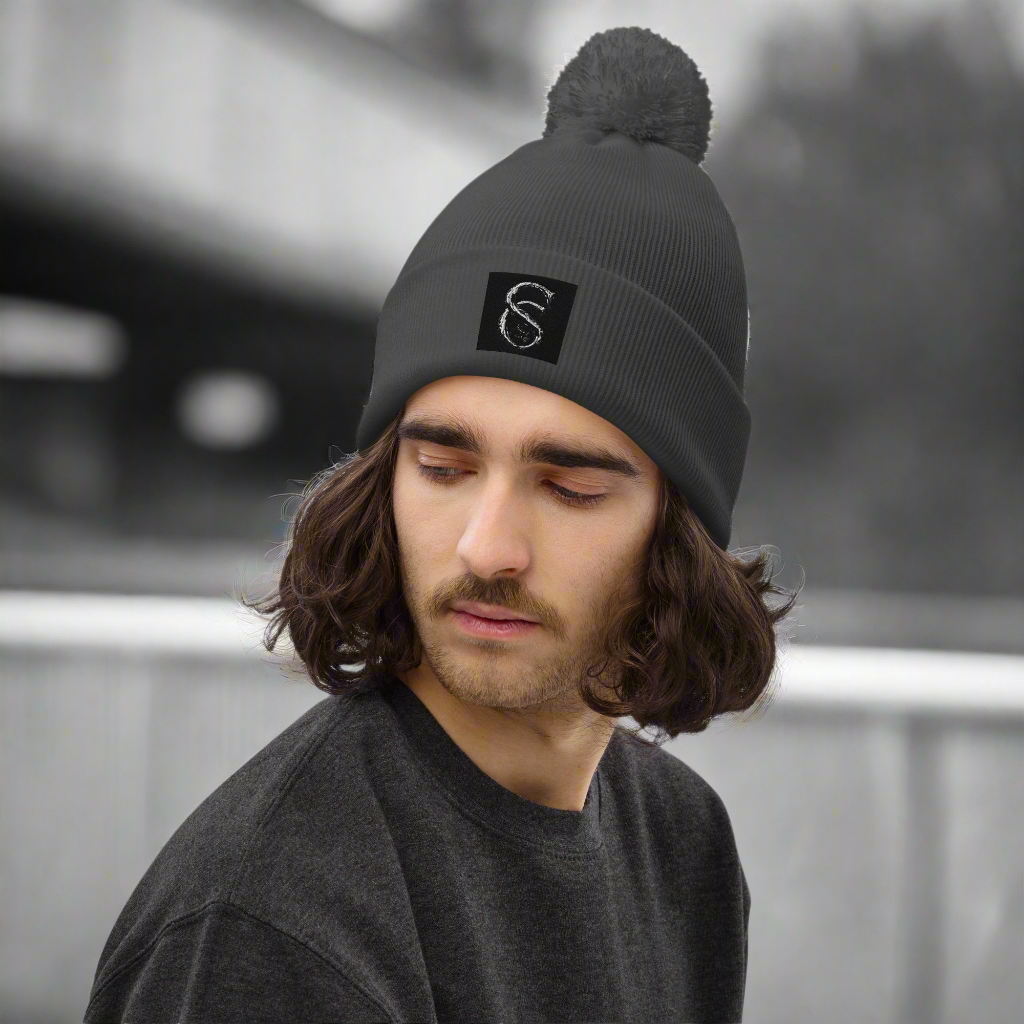 Saint Clarté: Pom Pom Beanie (Unisex)